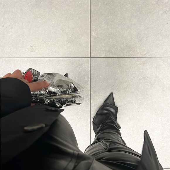 leather pants - Picture 3 of 8